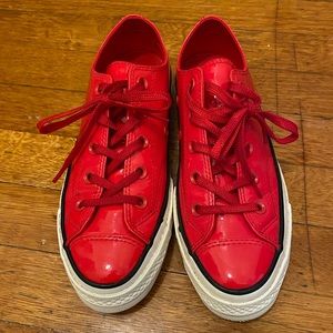 EUC Converse Chuck Taylor red patent leather low top sneakers size 6